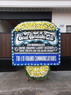 Papan Bunga Duka di Cipari
